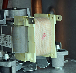 rv csi 85 aaa 780 173101 fan in situ wires disc.jpg